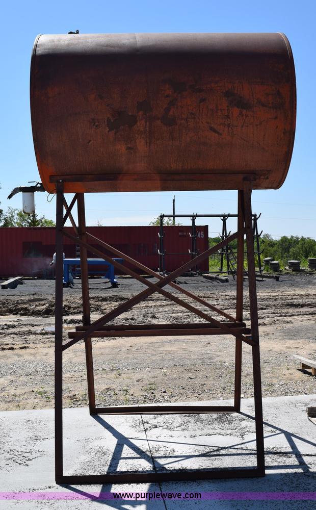 image for item AQ9136 Fuel tank