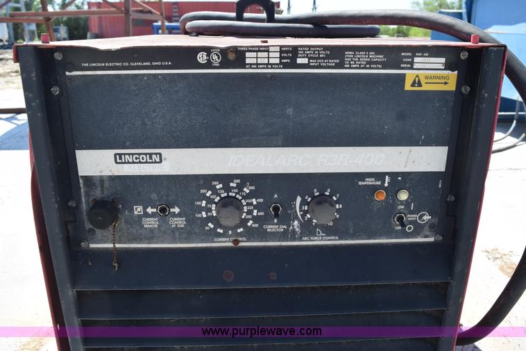 image for item AQ9137 Lincoln R3R-400 arc welder