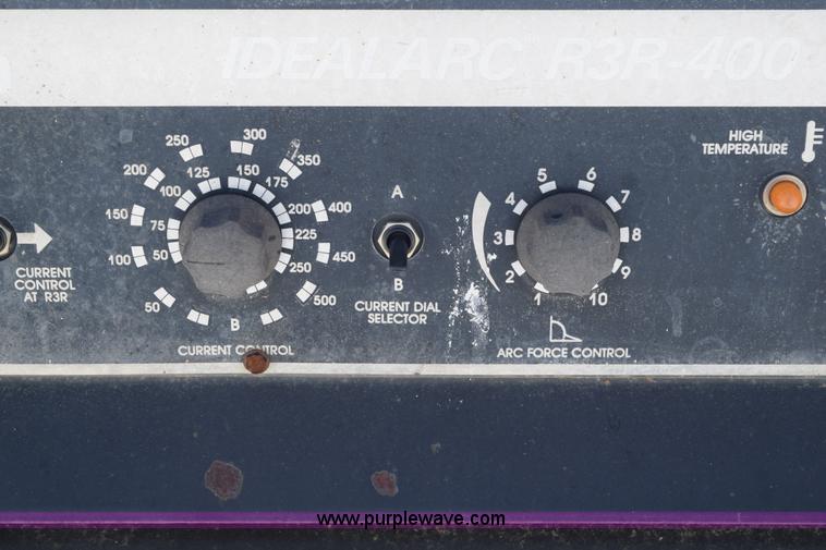 image for item AQ9137 Lincoln R3R-400 arc welder
