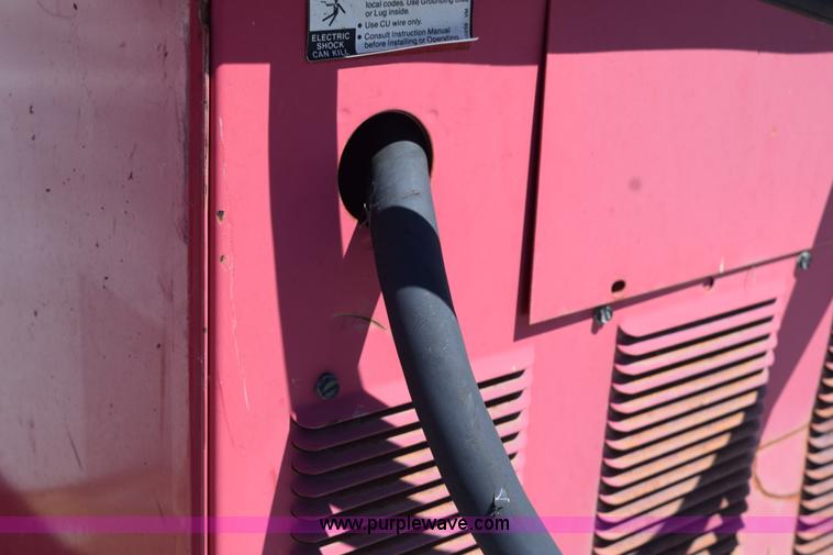 image for item AQ9137 Lincoln R3R-400 arc welder