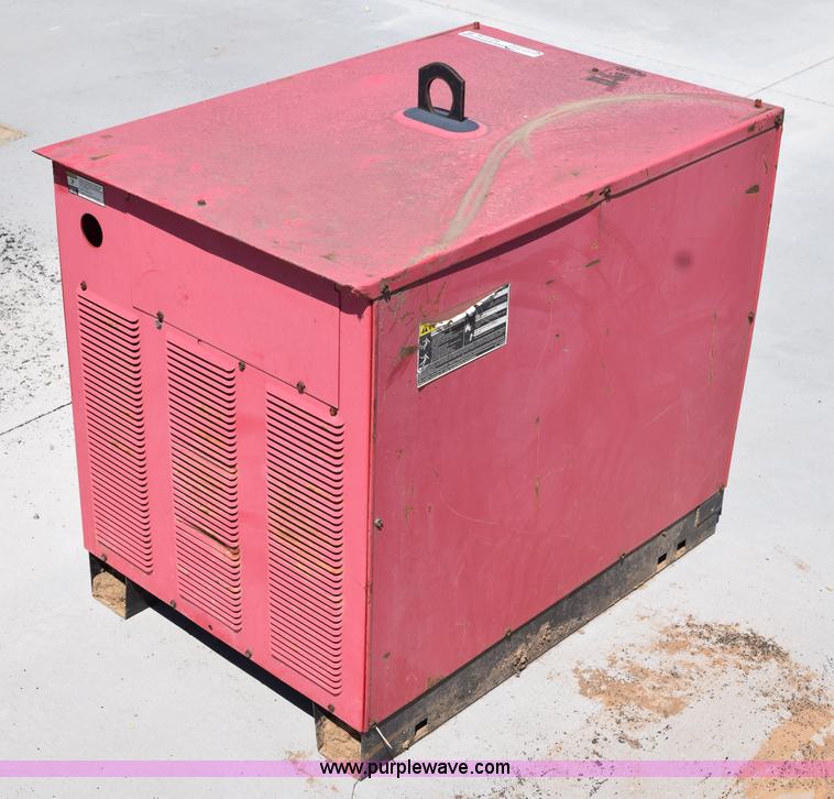 image for item AQ9138 Lincoln R3R-400 arc welder