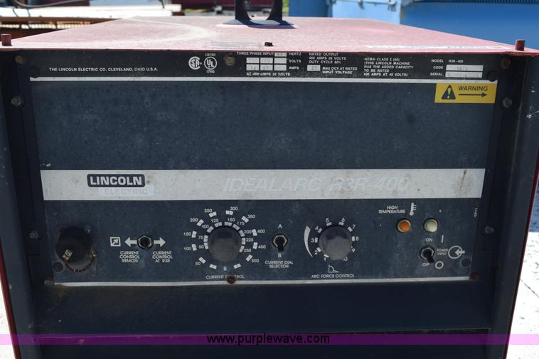 image for item AQ9138 Lincoln R3R-400 arc welder