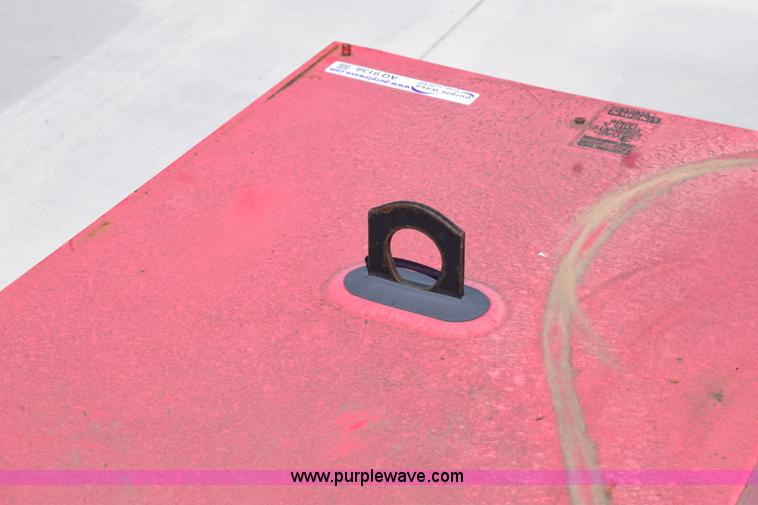 image for item AQ9138 Lincoln R3R-400 arc welder