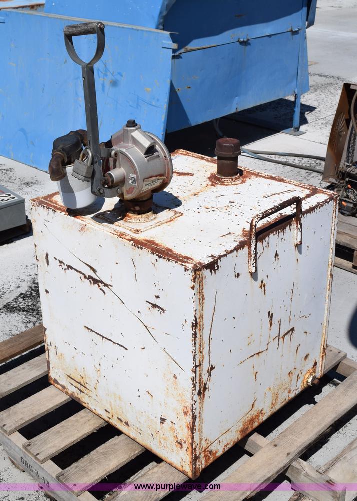 image for item AQ9141 Fuel tank