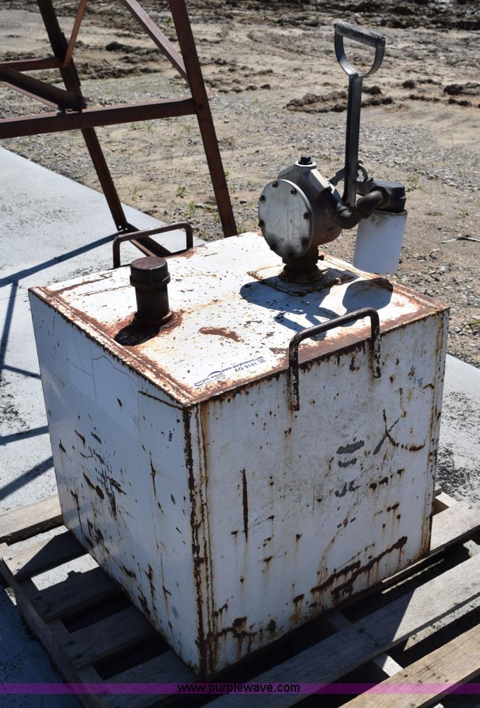 image for item AQ9141 Fuel tank