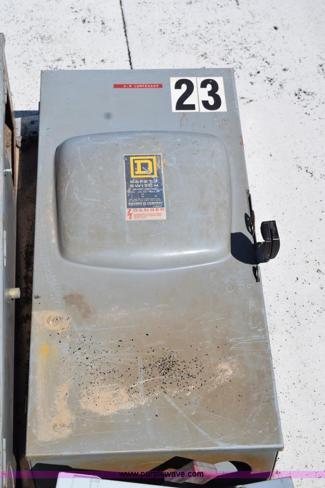 image for item AQ9142 (7) breaker boxes