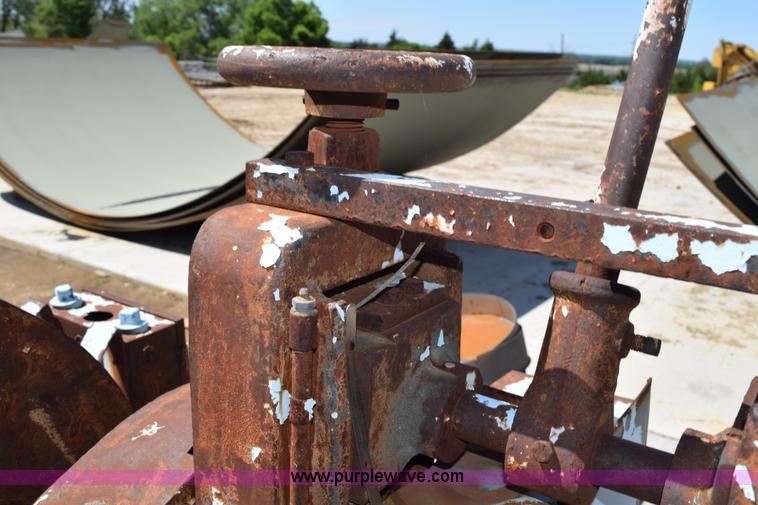 image for item AQ9144 Niagara angle iron roller