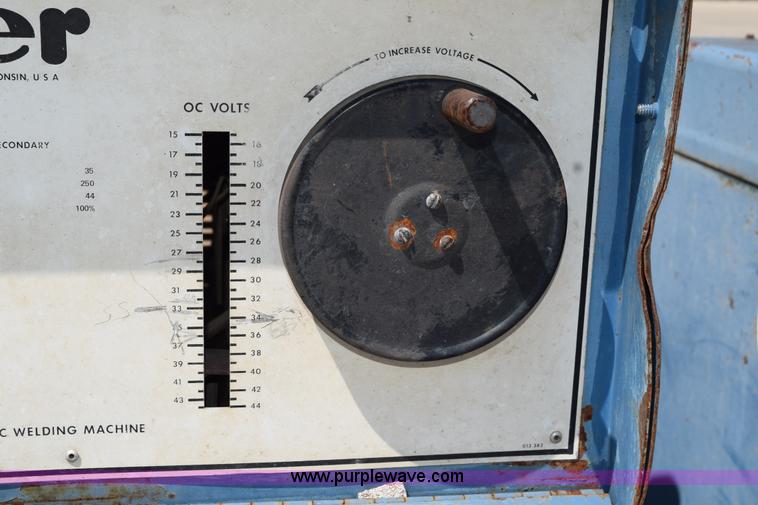 image for item AQ9148 Miller CP-250TS arc welder