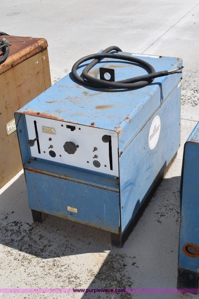 image for item AQ9149 Miller arc welder