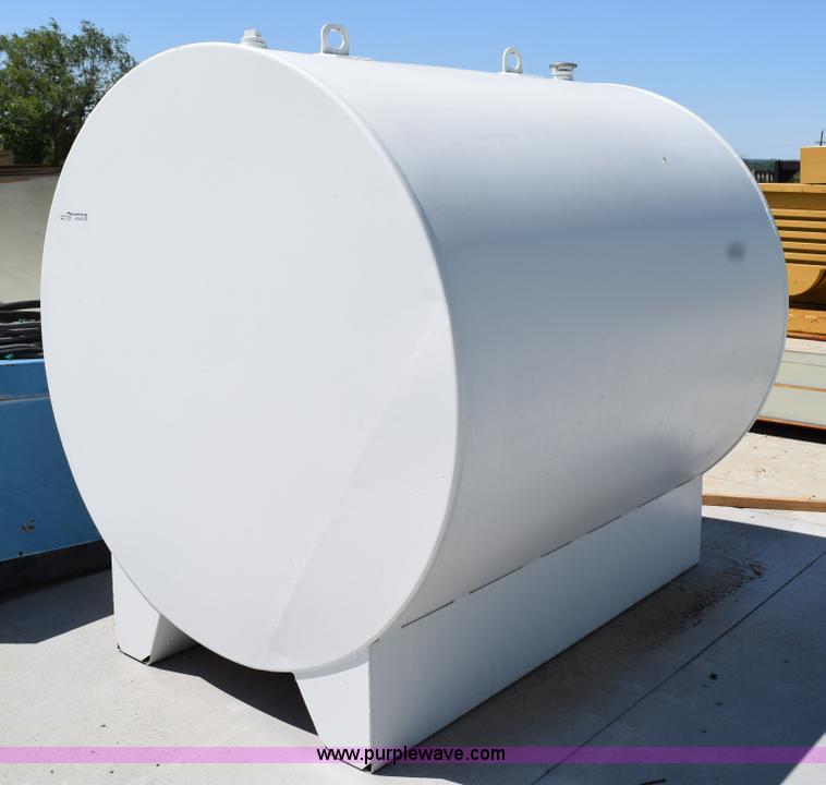 image for item AQ9152 Fuel tank