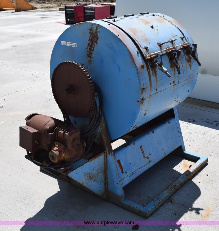 image for item AQ9164 Part tumbler