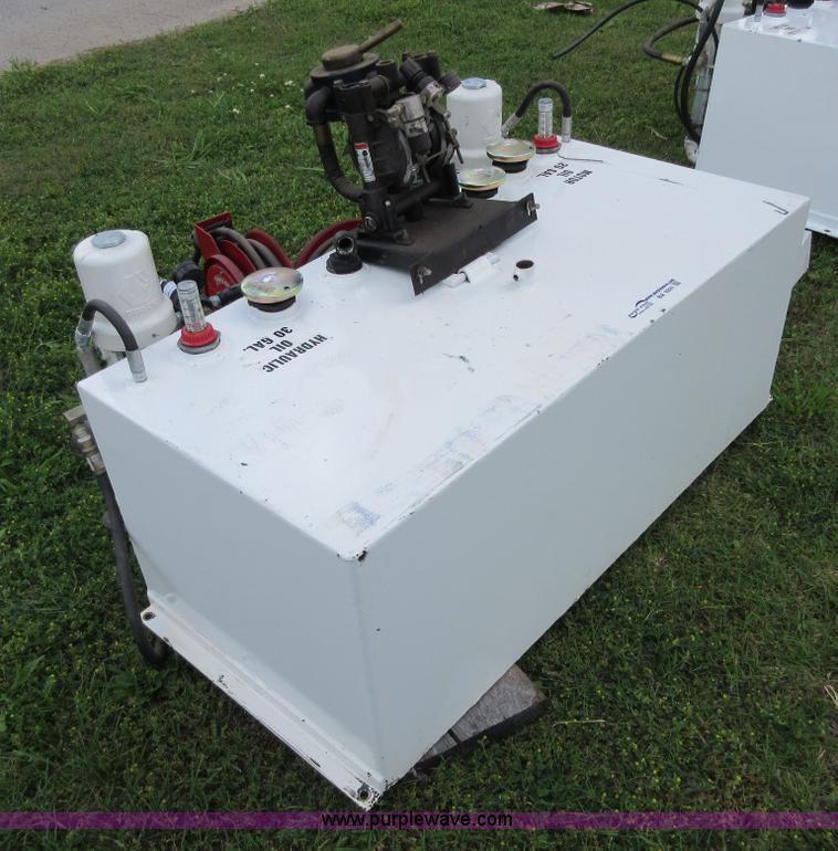 image for item BA9291 Truck mounted oil tanks