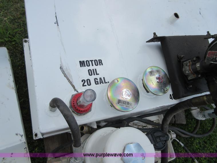 image for item BA9291 Truck mounted oil tanks