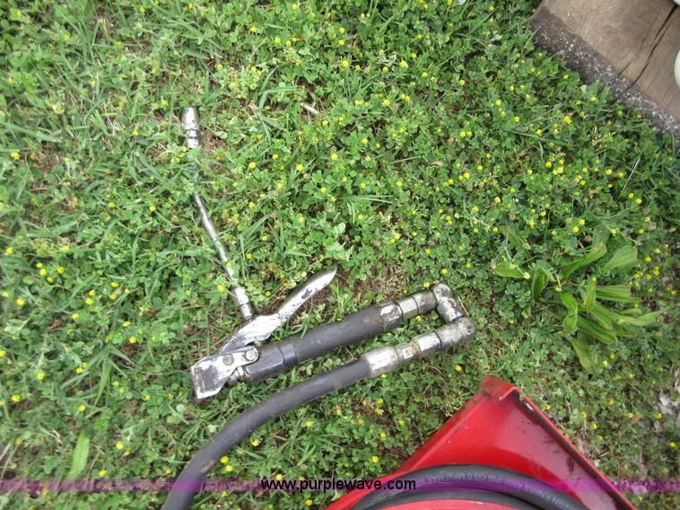 image for item BA9291 Truck mounted oil tanks