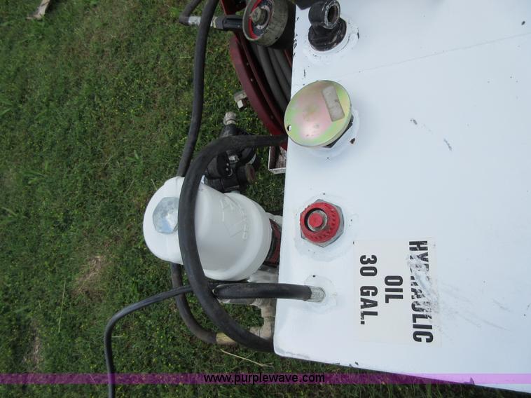 image for item BA9292 Truck mounted oil tanks