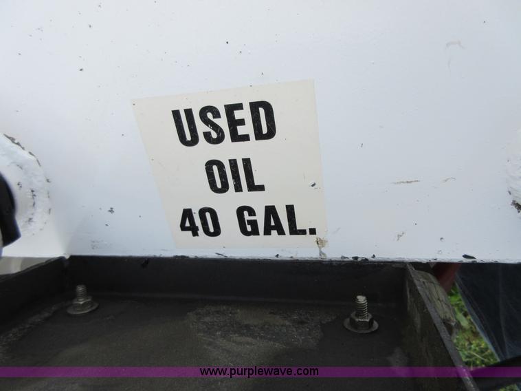 image for item BA9292 Truck mounted oil tanks