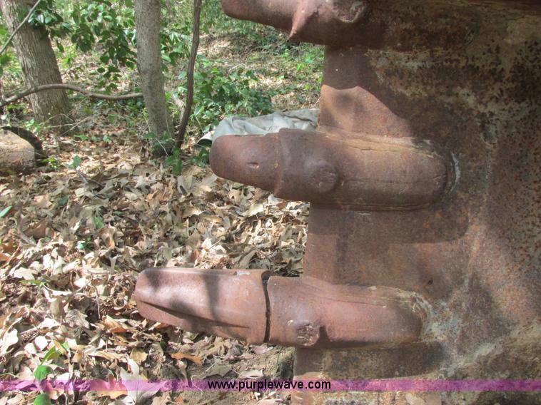 image for item BM9245 Excavator bucket