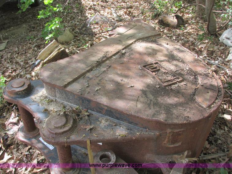 image for item BM9245 Excavator bucket