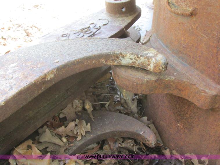 image for item BM9246 Hensley excavator thumb