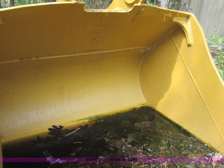 image for item BM9249 Caterpillar 2297660 excavator bucket