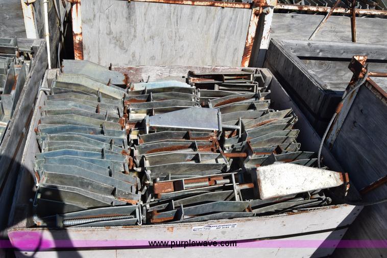 image for item BP9184 Barhanger board hanger system