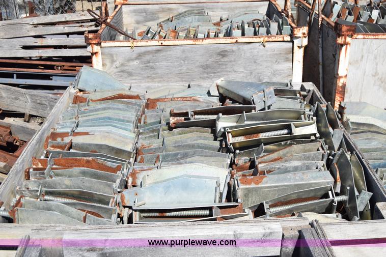 image for item BP9184 Barhanger board hanger system