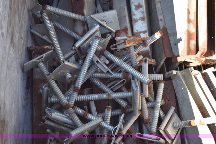 image for item BP9184 Barhanger board hanger system