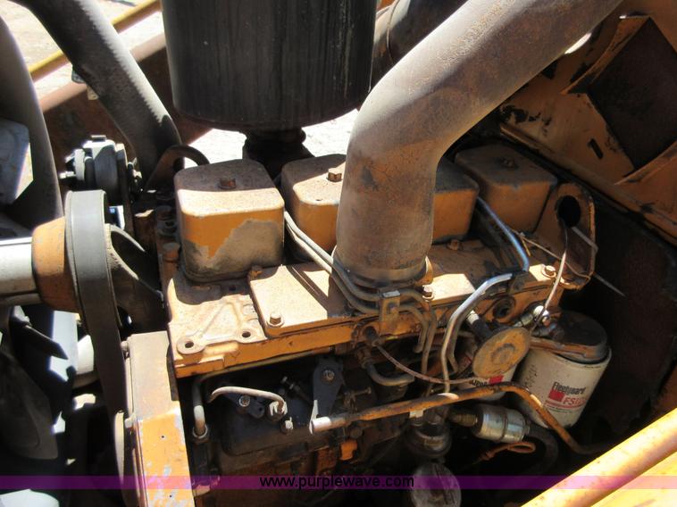 image for item D2433 1990 Case 580K backhoe