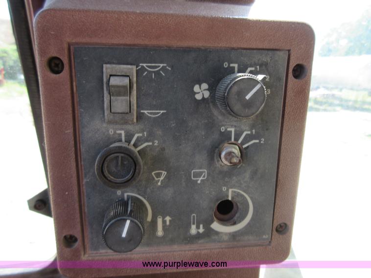 image for item D2433 1990 Case 580K backhoe