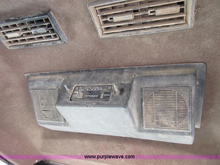 image for item D2433 1990 Case 580K backhoe