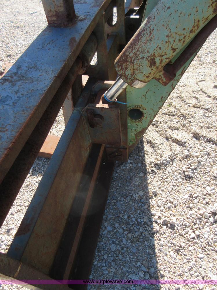 image for item D2436 Dynalift D4P80 telehandler