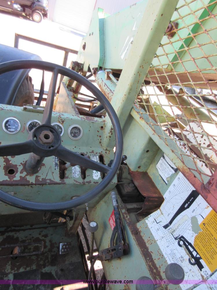 image for item D2436 Dynalift D4P80 telehandler