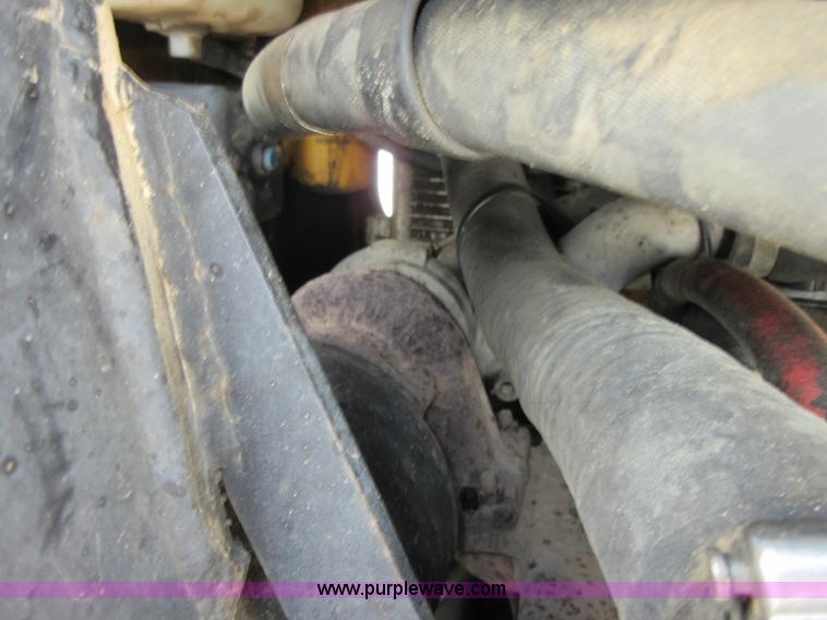 image for item D2438 2006 Caterpillar 252B skid steer