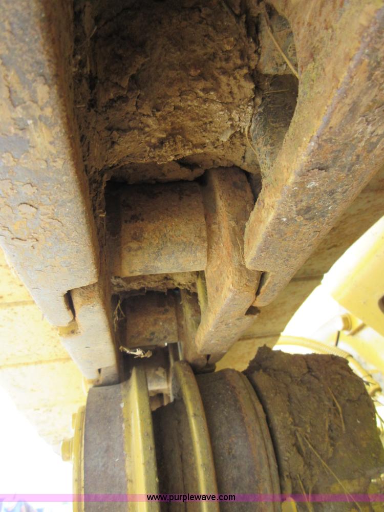 image for item D2439 1999 Caterpillar D3C XL Series III dozer