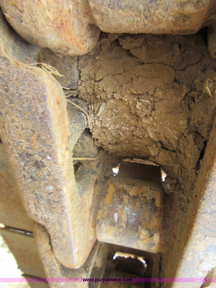 image for item D2439 1999 Caterpillar D3C XL Series III dozer