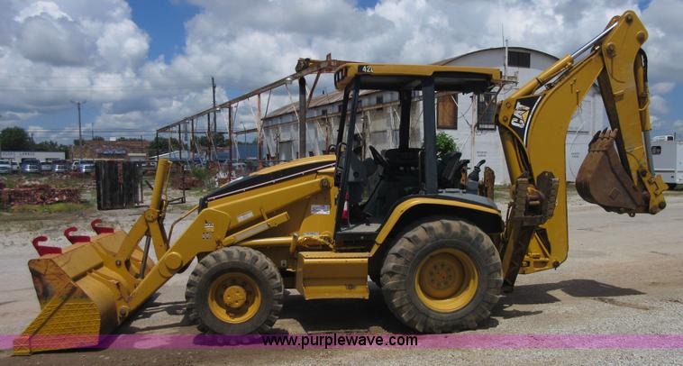 image for item D2440 2001 Caterpillar 420D backhoe