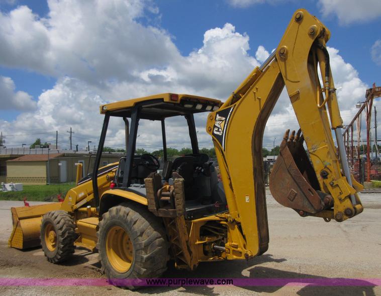 image for item D2440 2001 Caterpillar 420D backhoe