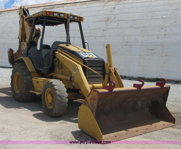 image for item D2440 2001 Caterpillar 420D backhoe