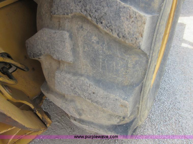 image for item D2440 2001 Caterpillar 420D backhoe