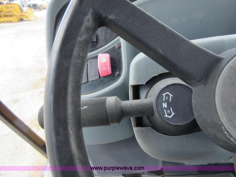 image for item D2440 2001 Caterpillar 420D backhoe