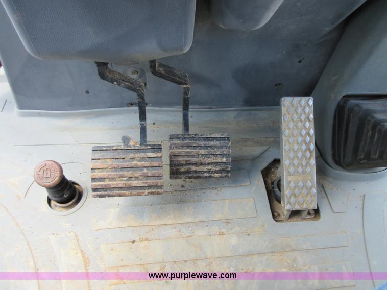 image for item D2440 2001 Caterpillar 420D backhoe