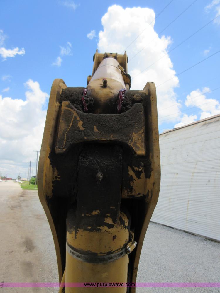 image for item D2440 2001 Caterpillar 420D backhoe