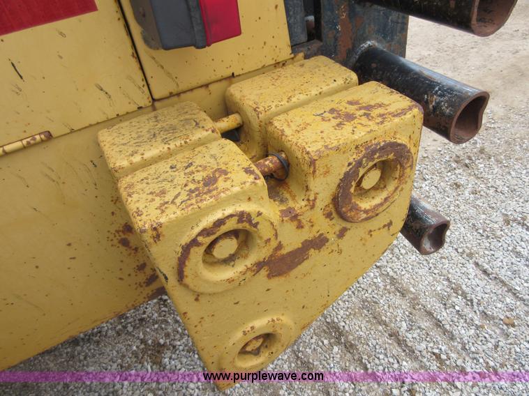 image for item D2441 1995 Caterpillar IT14F integrated tool carrier