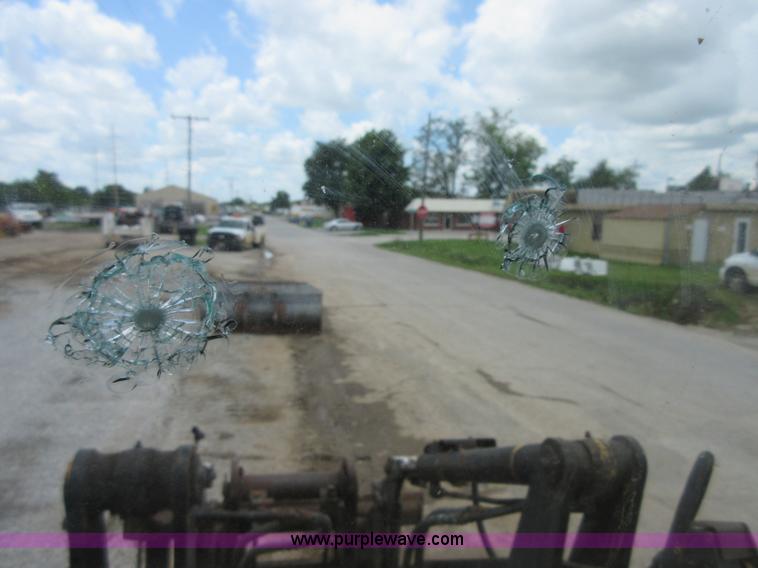 image for item D2441 1995 Caterpillar IT14F integrated tool carrier