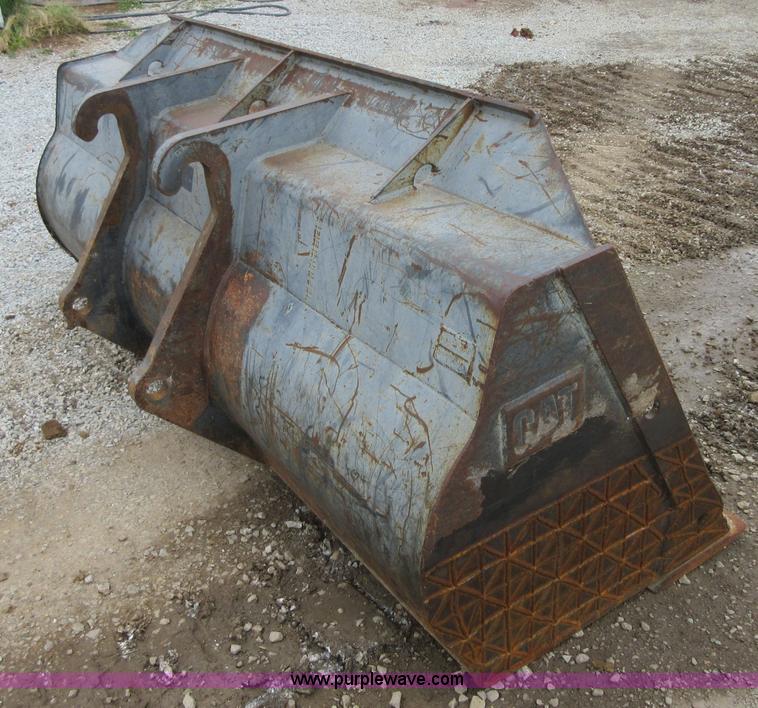 image for item D2441 1995 Caterpillar IT14F integrated tool carrier