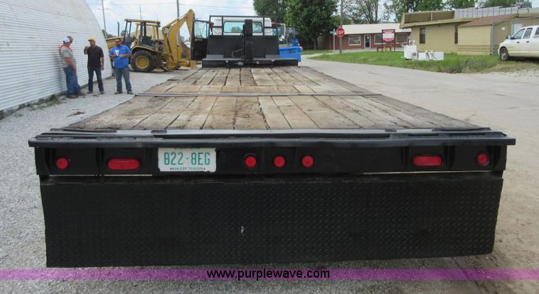 image for item D2443 1994 Trail-Eze equipment trailer