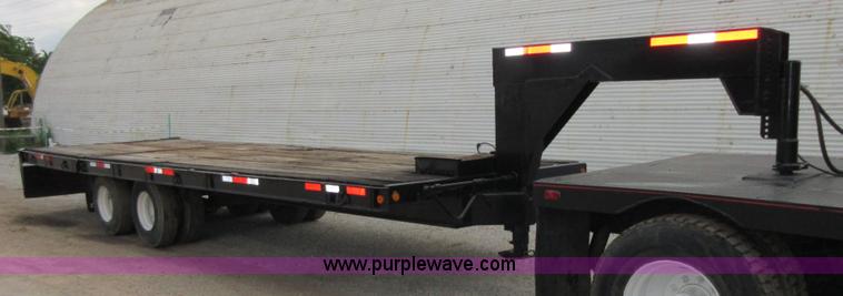 image for item D2443 1994 Trail-Eze equipment trailer