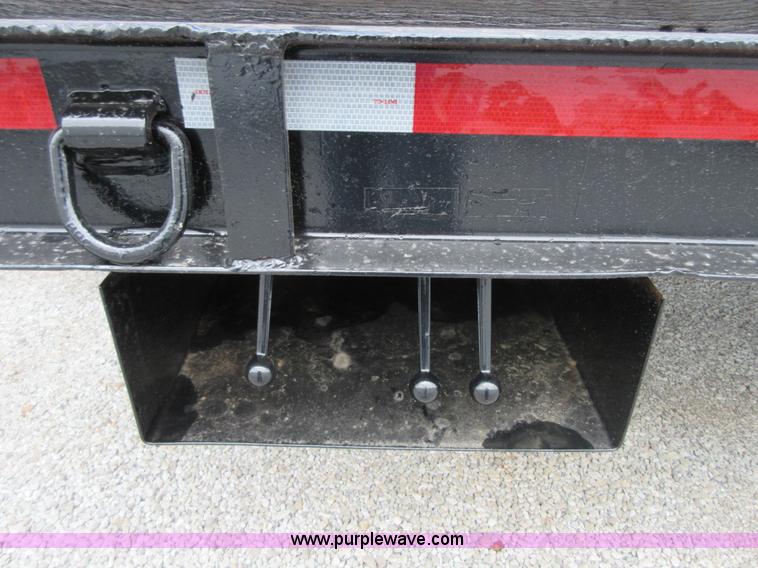image for item D2443 1994 Trail-Eze equipment trailer