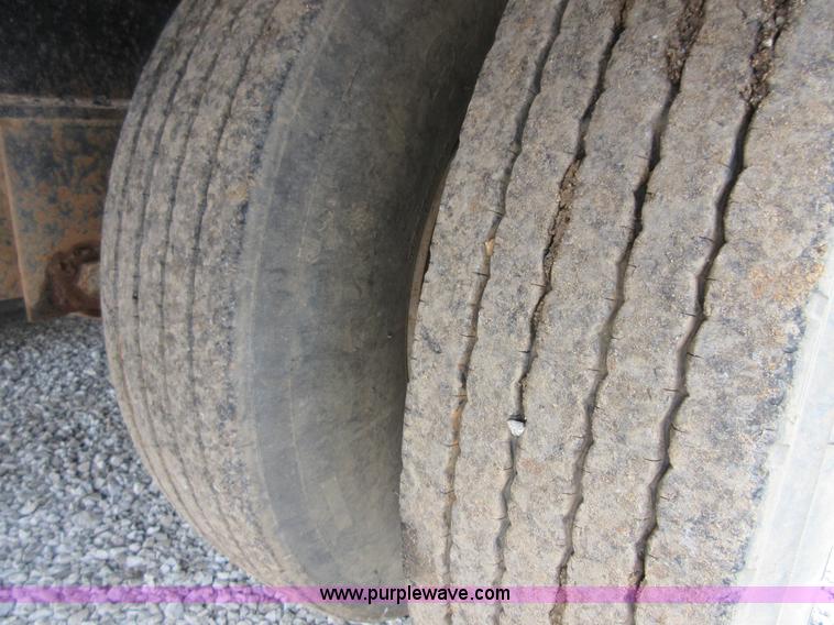 image for item D2443 1994 Trail-Eze equipment trailer