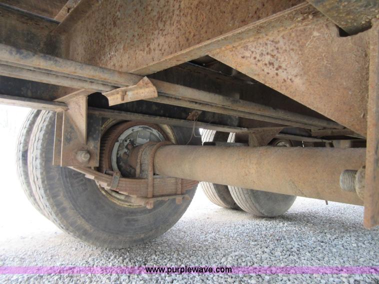 image for item D2443 1994 Trail-Eze equipment trailer